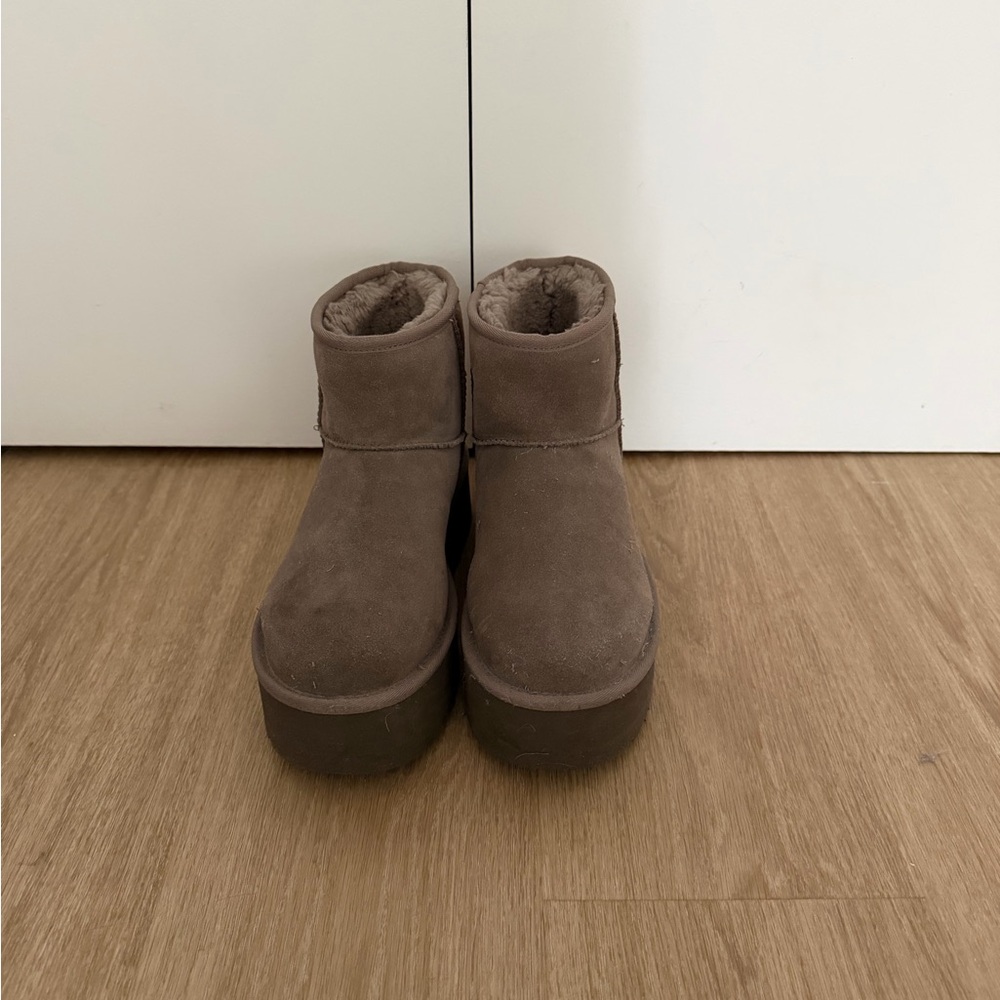 UGG Gray Platform Mini Boots - Picture 2 of 3
